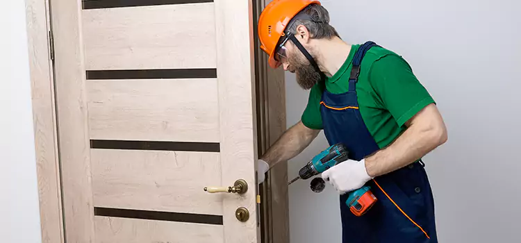 Replace Internal Door Handle with Lock Saratoga